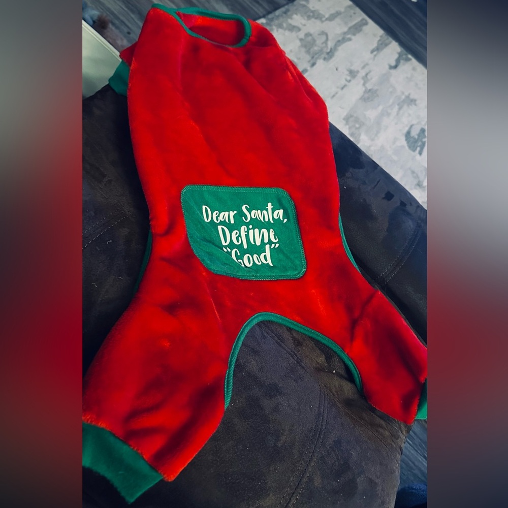 Christmas dog jammies ( size large )